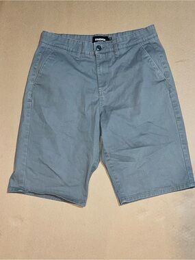 RSQ Men’s Gray Flat-Front Chino Shorts